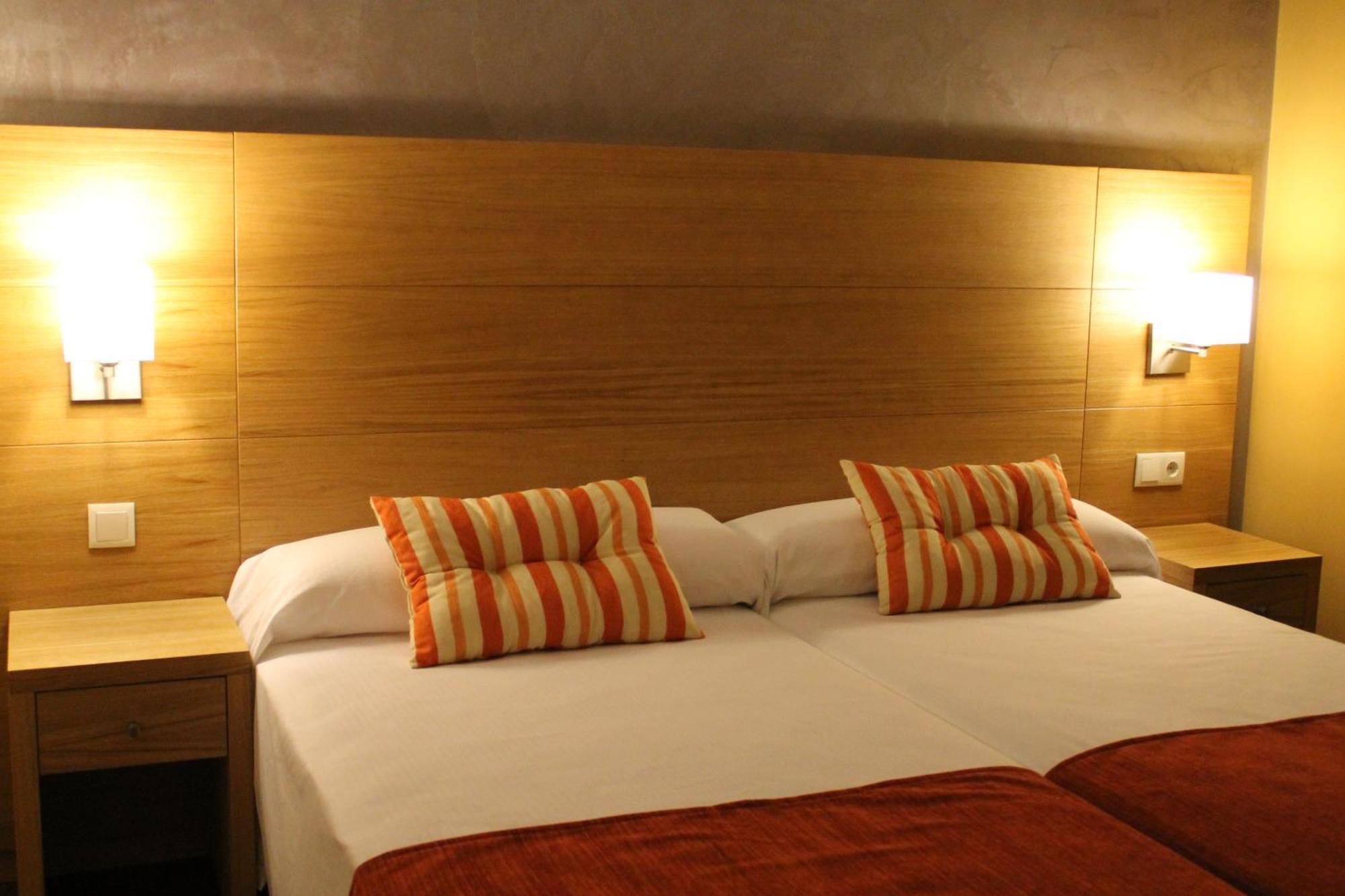 Hotel Carmen La Cala De Mijas Ruang foto