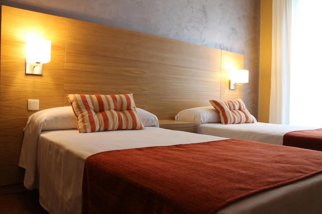 Hotel Carmen La Cala De Mijas Ruang foto