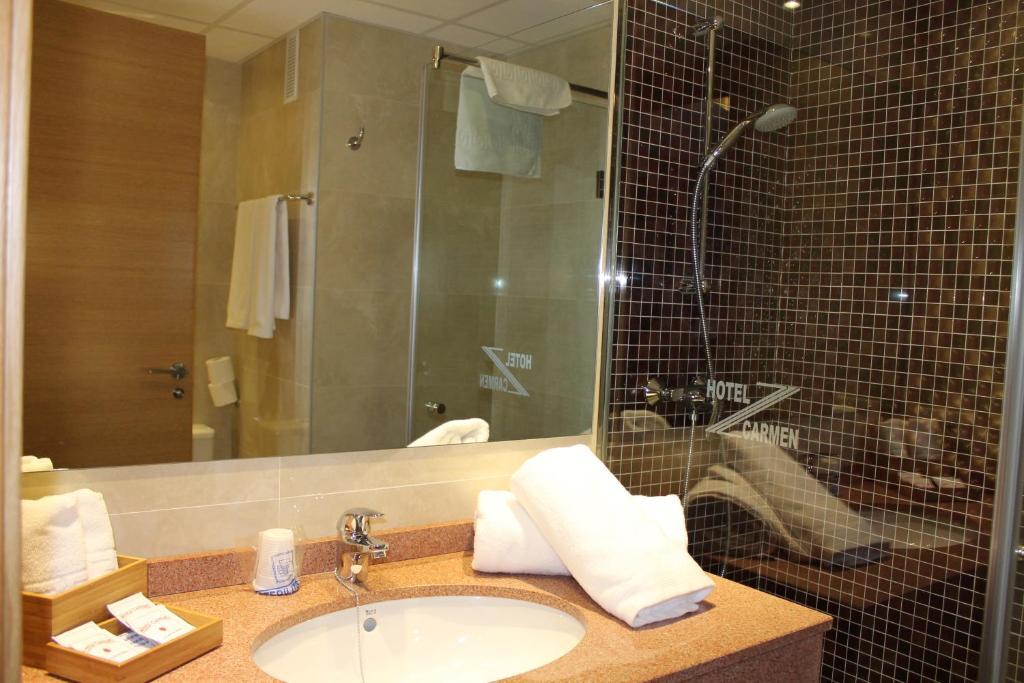 Hotel Carmen La Cala De Mijas Bagian luar foto