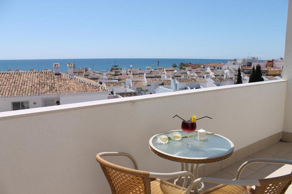 Hotel Carmen La Cala De Mijas Ruang foto